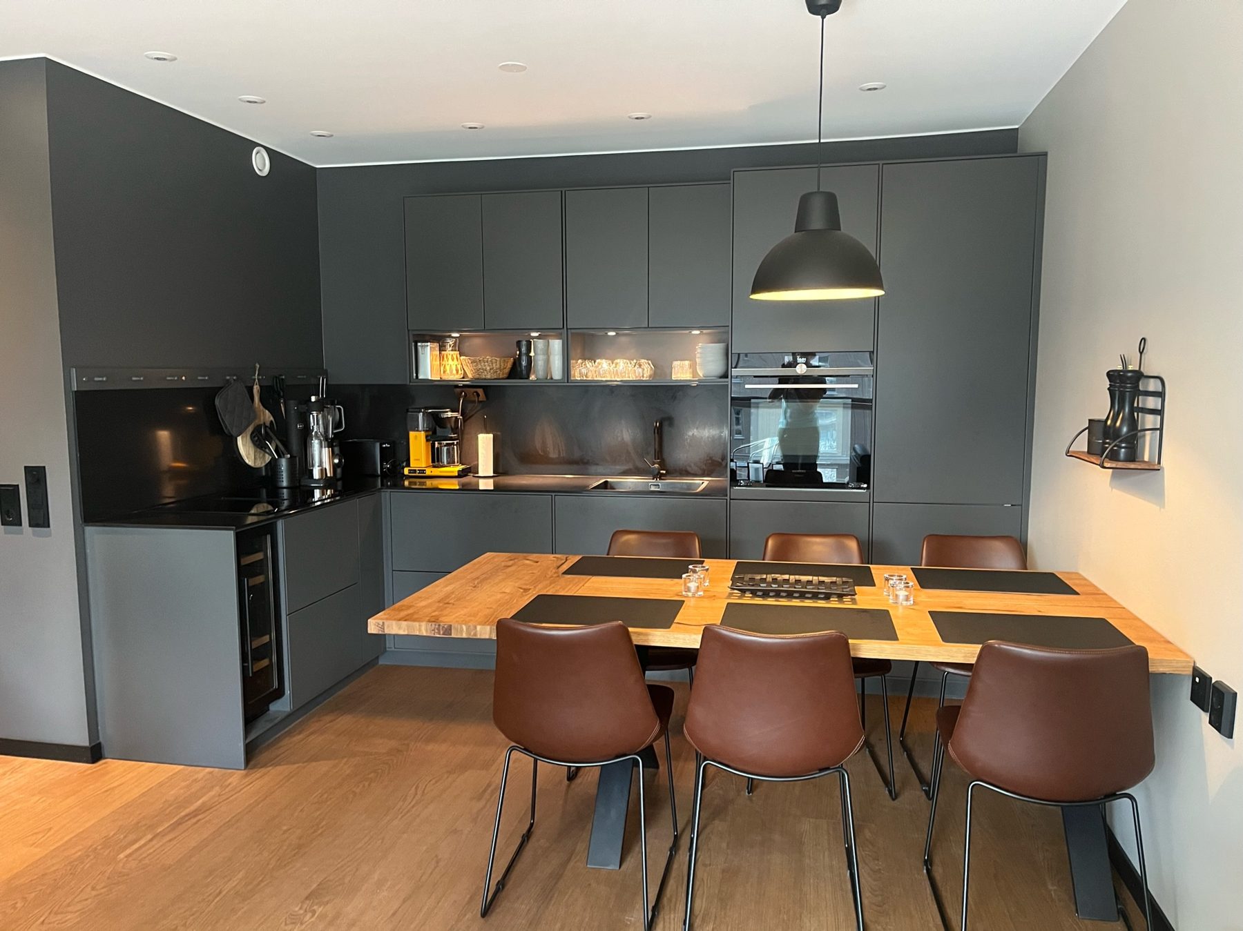 Designkök med matplats